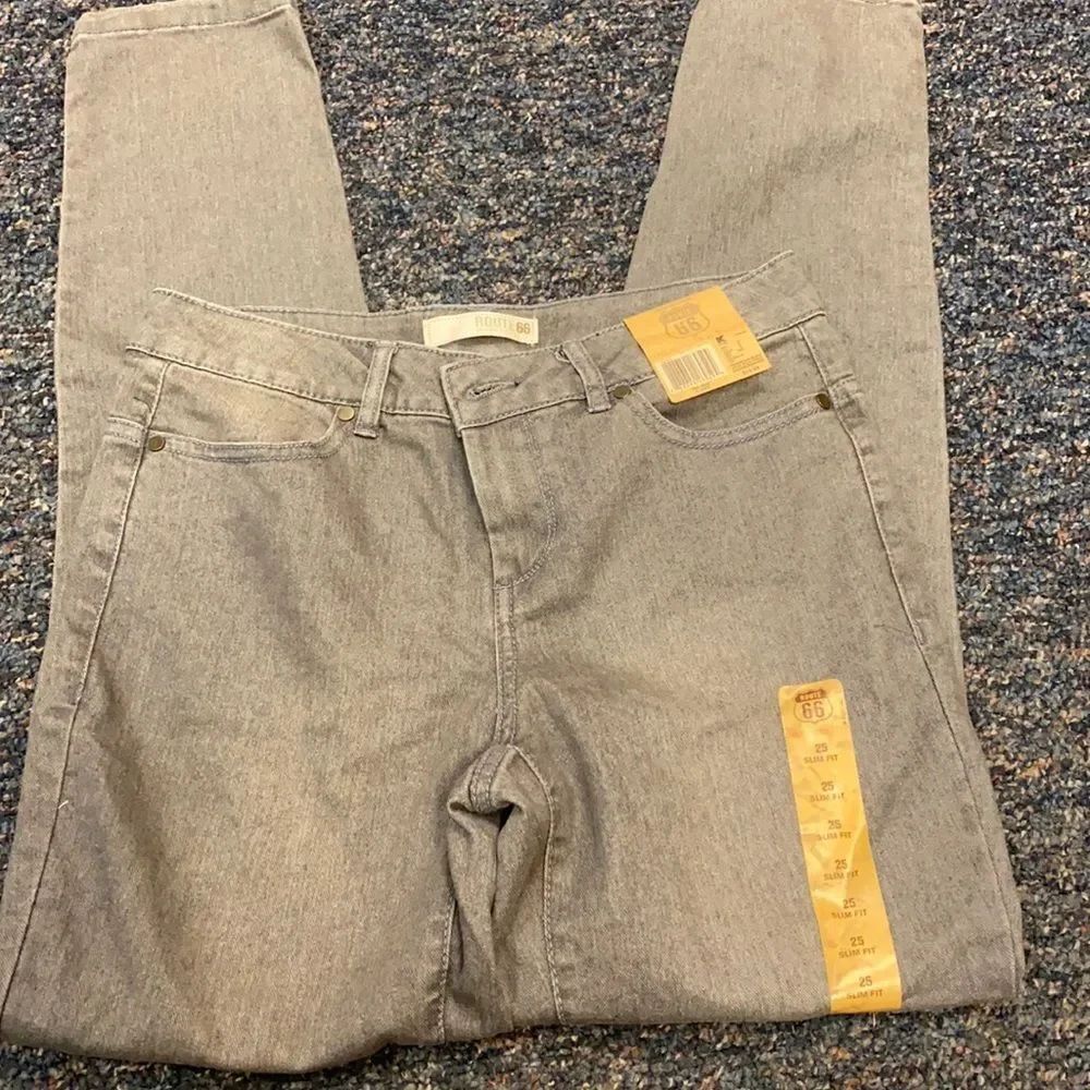 Route 66 Charcoal Skinny Jeans sz. 25 NWT